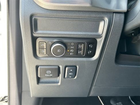 New 2025 Ford F150 Lariat w/ Equipment Group 502A High image 33