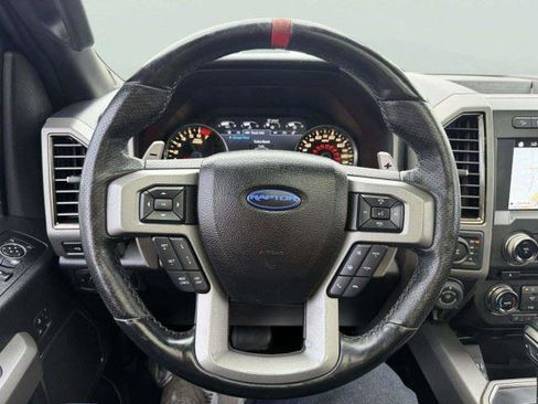 Used 2017 Ford F150 Raptor w/ Equipment Group 802A Luxury AWD/4WD image 32