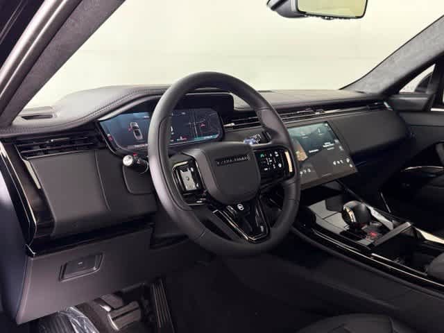 New 2027 Land Rover Range Rover Sport HST AWD/4WD image 5