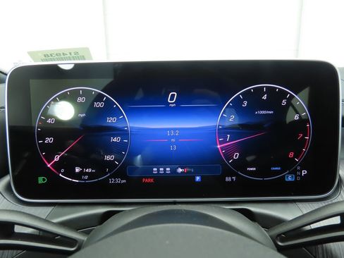 New 2025 Mercedes-Benz C 300 4MATIC Sedan image 33