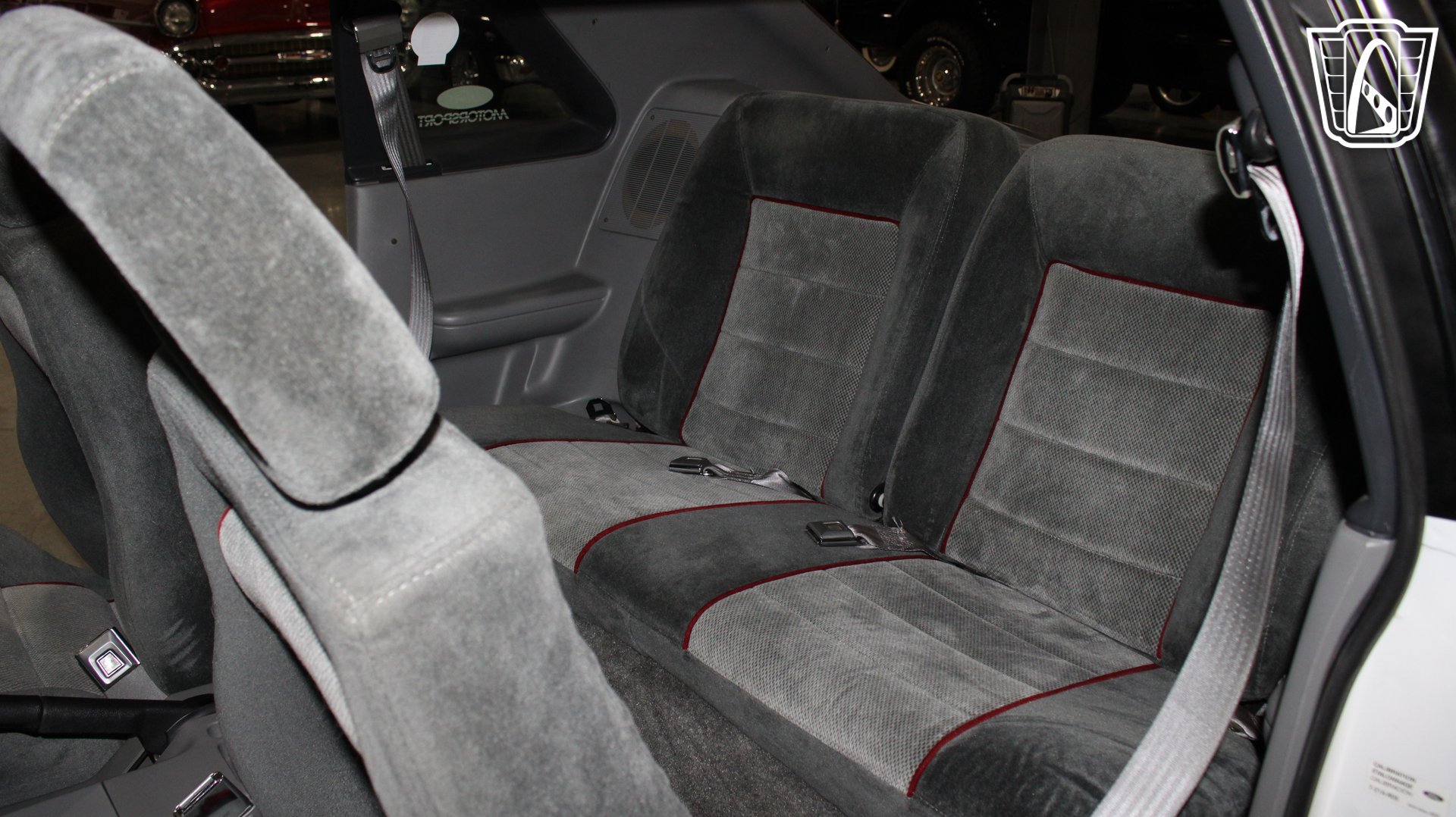 Used 1988 Ford Mustang LX RWD image 8