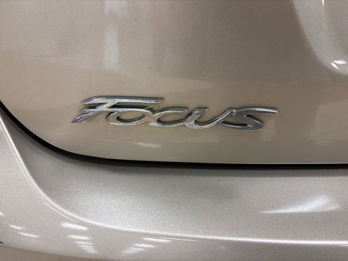 Used 2017 Ford Focus SE image 6