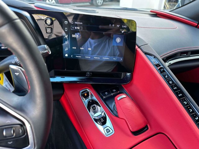 Used 2024 Chevrolet Corvette Stingray Preferred Cpe w/ Z51 Performance Package RWD image 49
