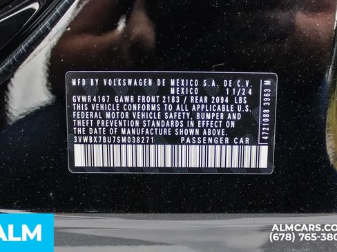 Used 2025 Volkswagen Jetta Sport FWD image 38