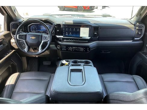 Used 2024 Chevrolet Silverado 3500 LTZ image 16