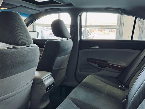 Used 2011 Honda Accord EX image 23