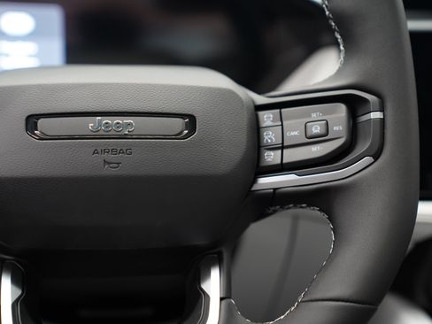 New 2026 Jeep Cherokee Overland w/ Advanced Pro Tech Group AWD/4WD image 20
