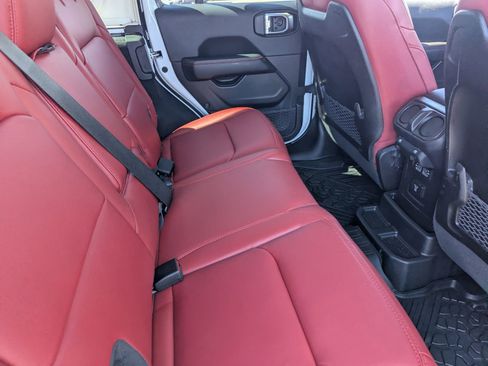 Used 2024 Jeep Wrangler Unlimited Rubicon 392 image 14