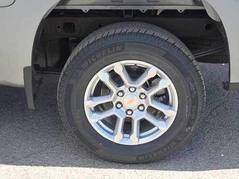 New 2026 Chevrolet Silverado 1500 LT AWD/4WD image 12