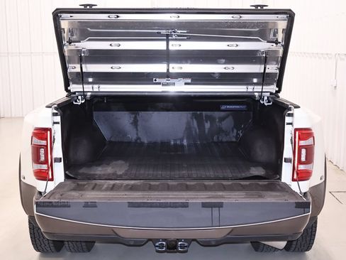 Used 2023 RAM 3500 Limited AWD/4WD image 45