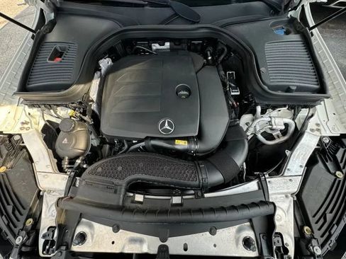 Used 2020 Mercedes-Benz GLC 300 image 15