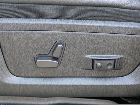 Used 2024 RAM 2500 Laramie image 21