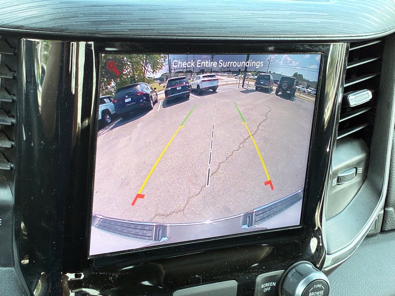Used 2023 RAM 1500 Laramie w/ Off Road Group AWD/4WD image 24