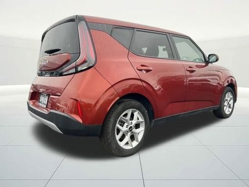 Used 2023 Kia Soul LX w/ Option Group 015 image 5