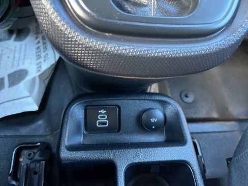 Used 2023 Ford Transit Connect XL image 21