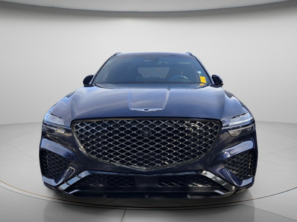 Used 2023 Genesis GV70 2.5T w/ Sport Prestige Package AWD/4WD image 3
