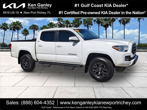 Used 2022 Toyota Tacoma SR5 image 1