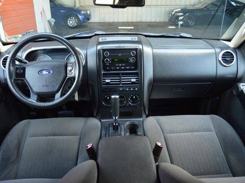 Used 2010 Ford Explorer Sport Trac XLT AWD/4WD image 43