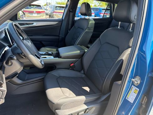 Certified 2026 Volkswagen Atlas Cross Sport SE AWD/4WD image 7