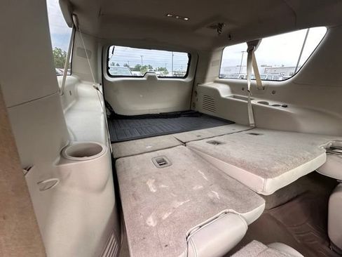 Used 2017 GMC Yukon XL Denali w/ Open Road Package AWD/4WD image 32