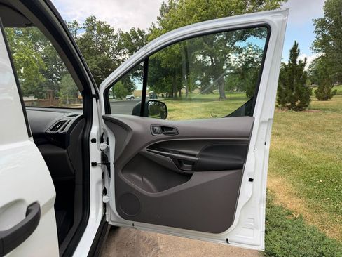 Used 2022 Ford Transit Connect XL FWD image 15