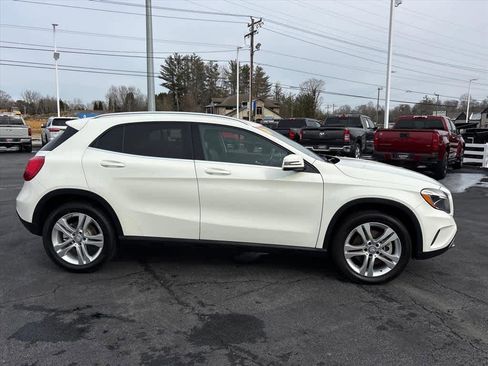 Used 2015 Mercedes-Benz GLA 250 GLA 250 image 2