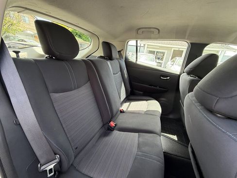 Used 2018 Nissan Leaf SV w/ Protection Package image 23