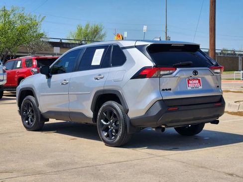 Used 2025 Toyota RAV4 LE image 4