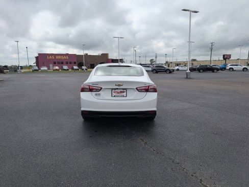 Used 2024 Chevrolet Malibu LT FWD image 7