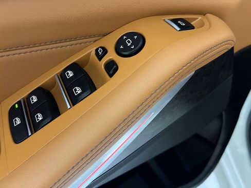 Certified 2023 BMW X5 sDrive40i w/ M Sport Package image 24