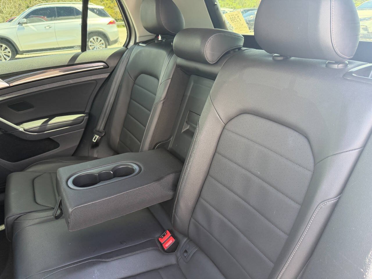 Used 2015 Volkswagen Golf TDI S FWD image 20