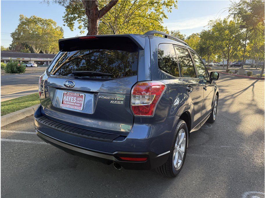Used 2014 Subaru Forester 2.5i Touring AWD/4WD image 5
