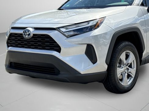 Used 2022 Toyota RAV4 XLE w/ Convenience Package AWD/4WD image 31