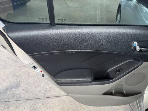 Used 2015 Kia Forte LX FWD image 18