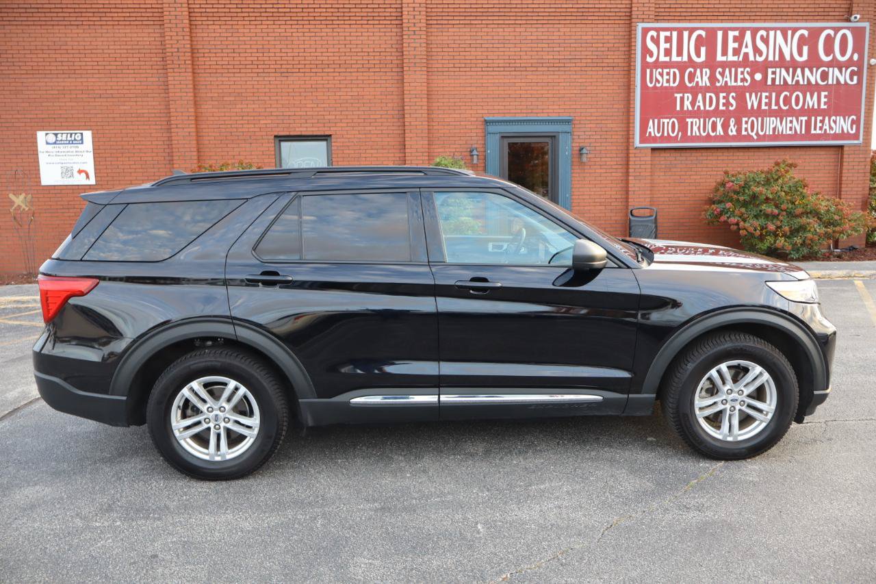 Used 2021 Ford Explorer XLT AWD/4WD image 8