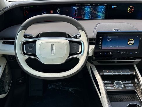 New 2026 Lincoln Nautilus Black Label w/ Jet Appearance Package image 13