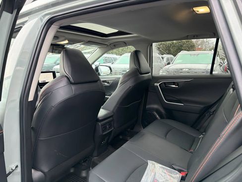 Used 2023 Toyota RAV4 Adventure image 6