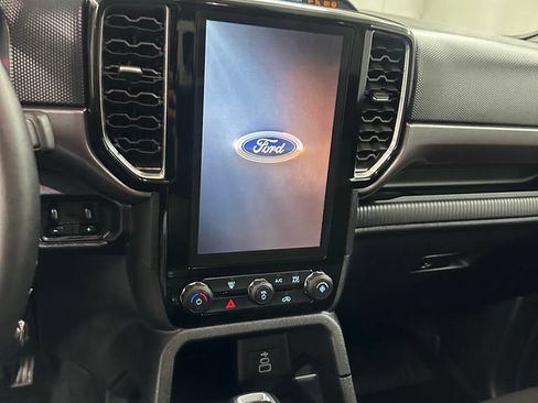 Used 2025 Ford Ranger XLT AWD/4WD image 19