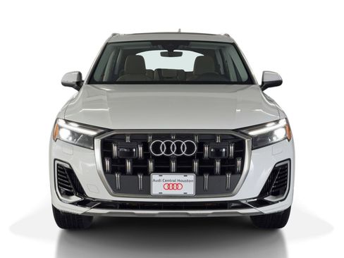 Certified 2025 Audi Q7 3.0T Premium w/ Convenience Package AWD/4WD image 6