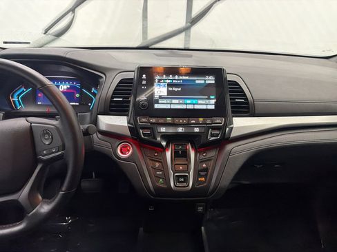 Used 2023 Honda Odyssey Sport image 31
