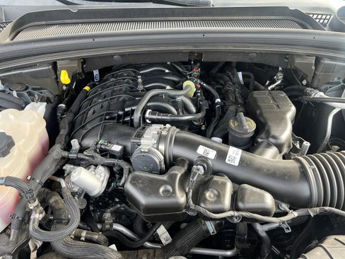 Certified 2024 Jeep Grand Cherokee Limited image 22