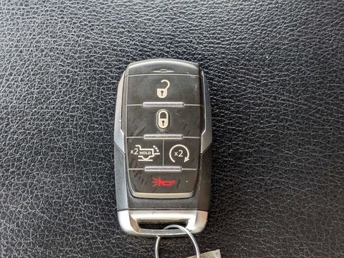 Used 2025 RAM 1500 Big Horn AWD/4WD image 27