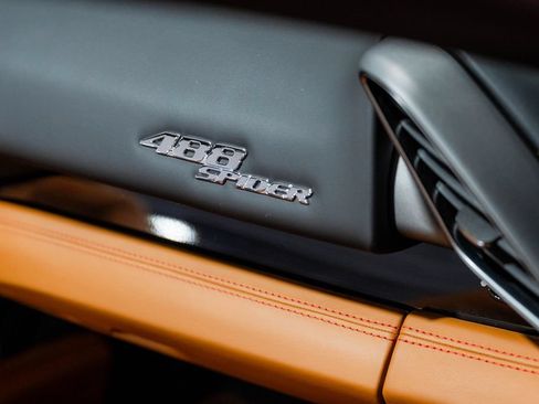 Used 2018 Ferrari 488 Spider RWD image 77