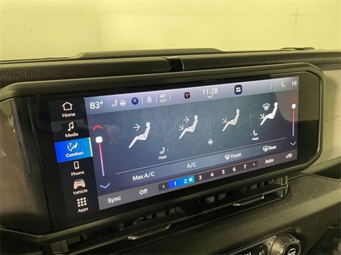 Certified 2025 Jeep Wrangler Willys image 7