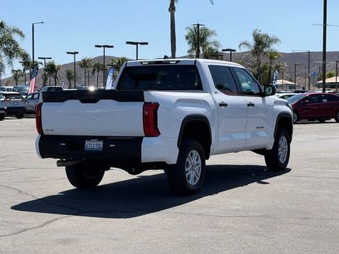Used 2025 Toyota Tundra SR5 AWD/4WD image 5
