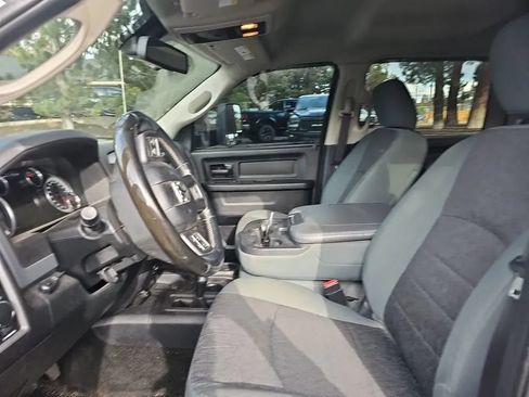Used 2015 RAM 2500 Tradesman w/ Popular Equipment Group AWD/4WD image 3