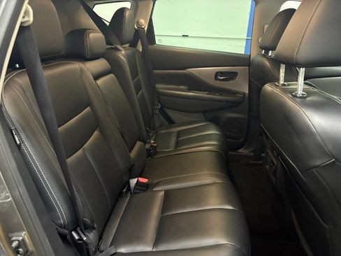 Used 2023 Nissan Murano SV FWD image 15