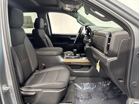 New 2026 Chevrolet Silverado 1500 RST AWD/4WD image 10