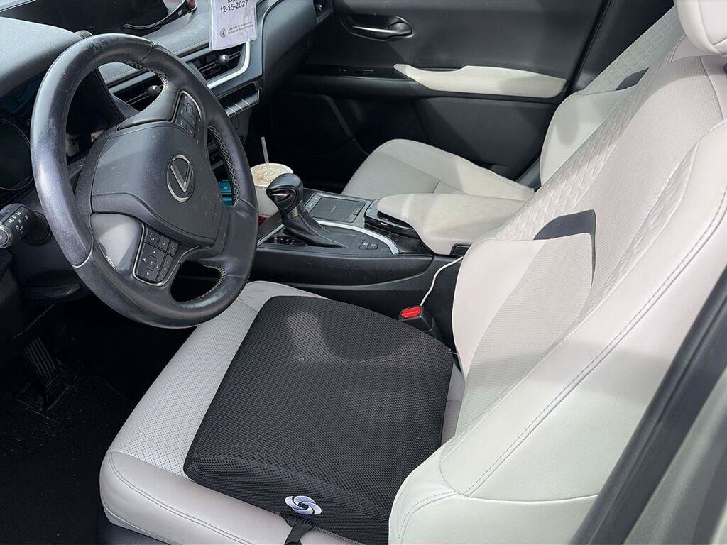 Used 2020 Lexus UX 250h w/ Premium Package AWD/4WD image 4