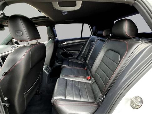 Used 2021 Volkswagen GTI SE FWD image 20